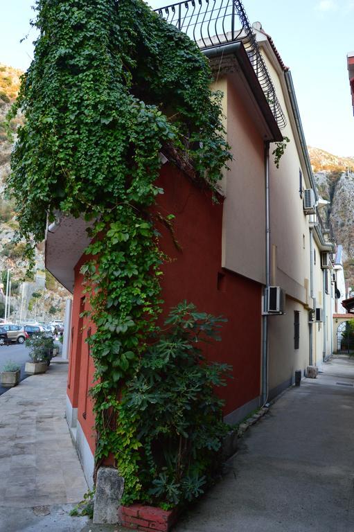 Apartments Qualitas Kotor Eksteriør bilde