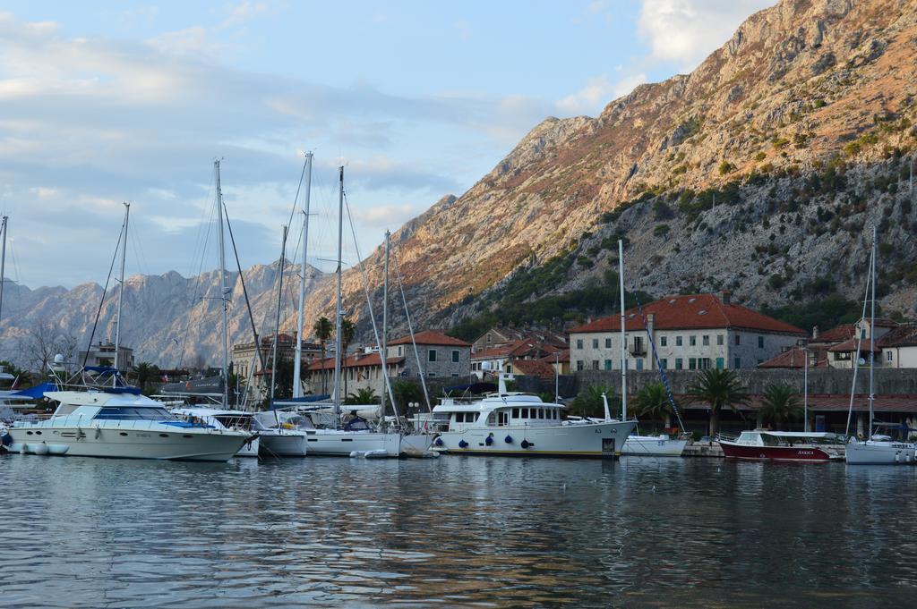Apartments Qualitas Kotor Eksteriør bilde