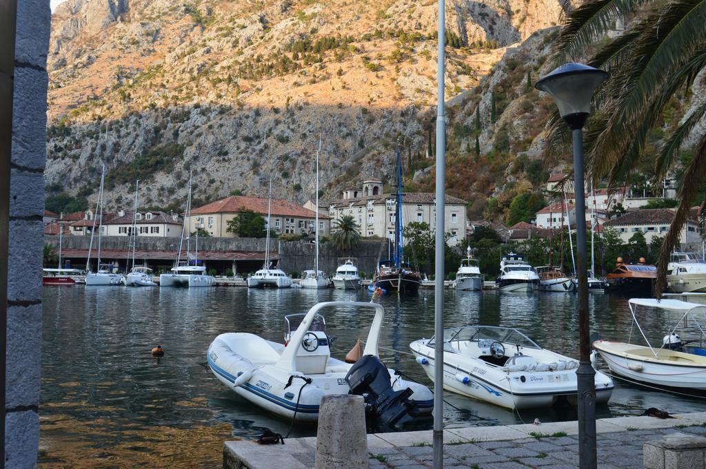 Apartments Qualitas Kotor Eksteriør bilde